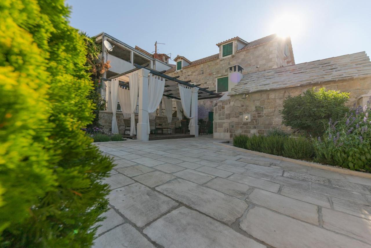 Villa Bante - Luxury Stone House Kaštela Extérieur photo