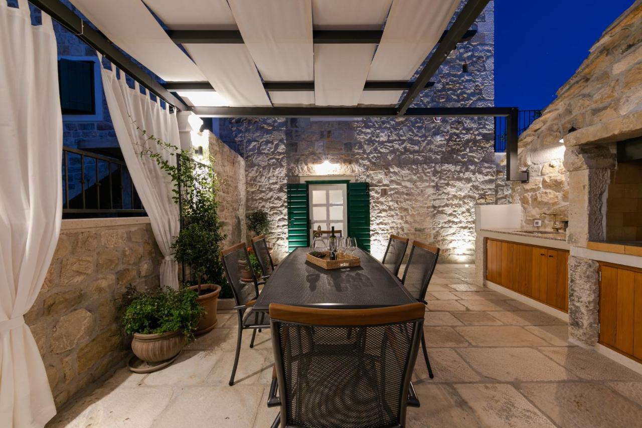 Villa Bante - Luxury Stone House Kaštela Extérieur photo