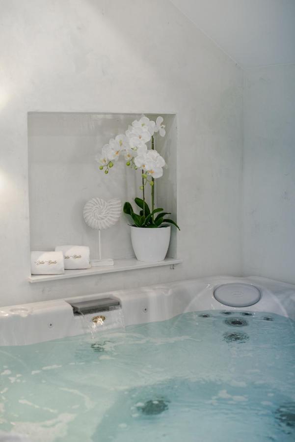Villa Bante - Luxury Stone House Kaštela Extérieur photo