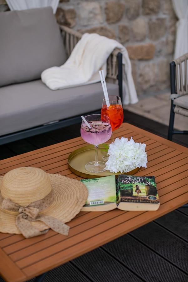 Villa Bante - Luxury Stone House Kaštela Extérieur photo
